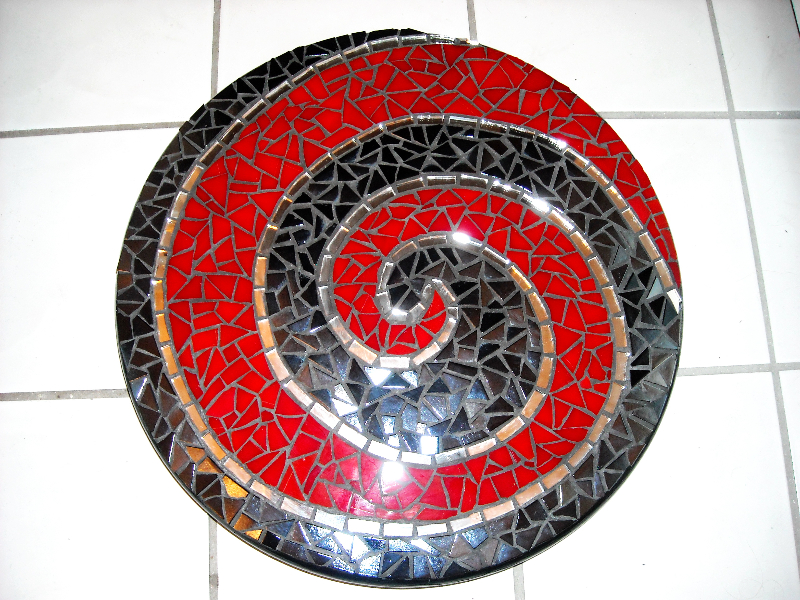 Mosaic spiral lazy susan black/red